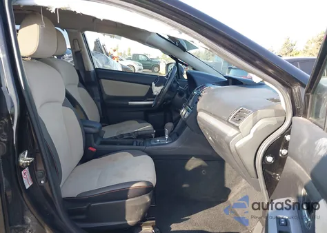 2017 Subaru Crosstrek 2.0I Premium z USA, uszkodzony, nr VIN JF2GPABC7HH259798